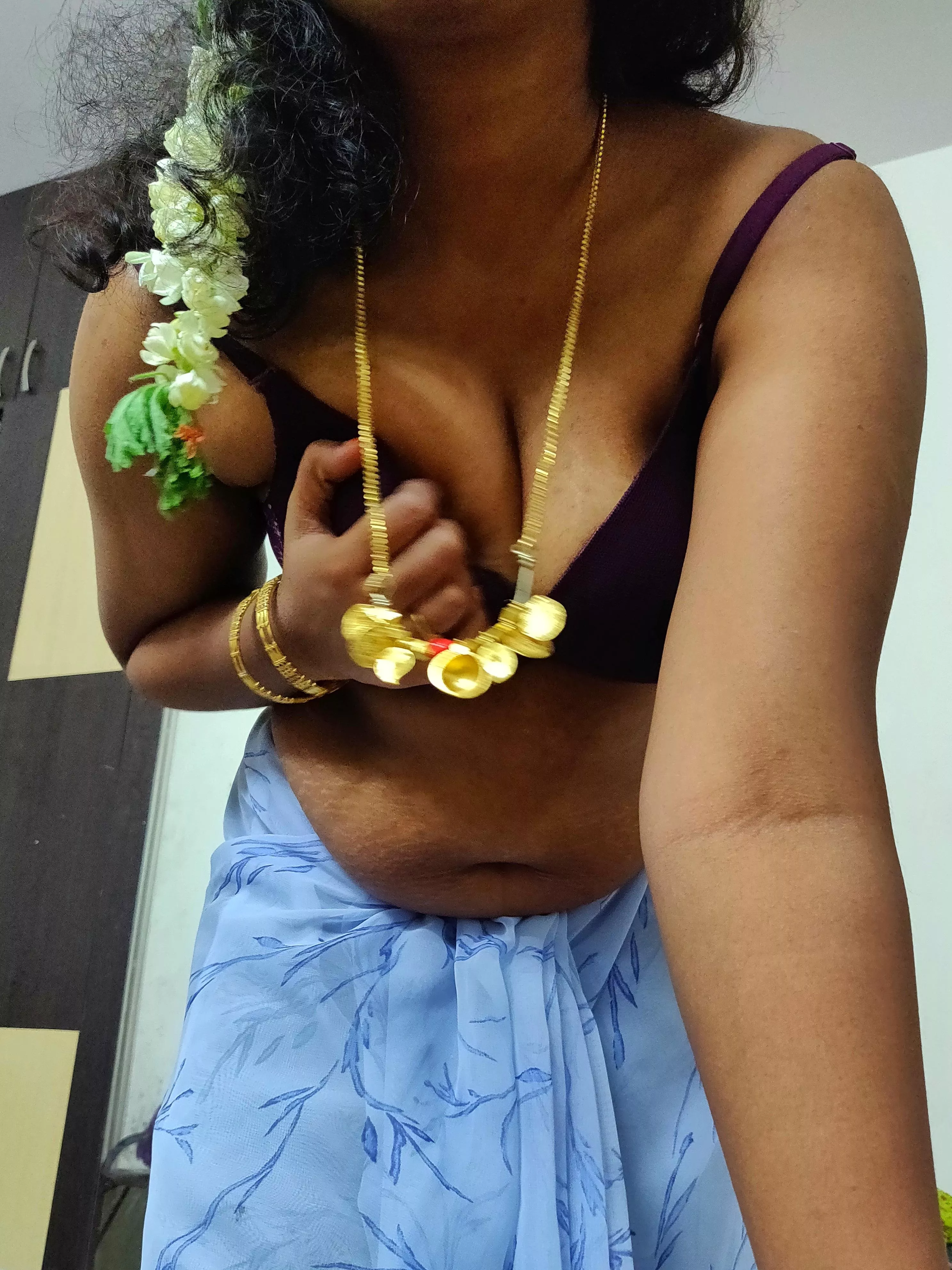 Grab me (f)rom behind and do whatever you want to me 💧😝👅👄💋