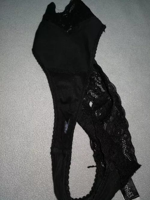 Grabbed the wife's thong right after her morning workout. You bet that grool disappeared after this pic! Grabbed the wife's thong right after her morning workout. You bet that grool disappeared after this pic!
