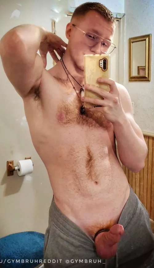 Gray sweat pants always make me horny ππ