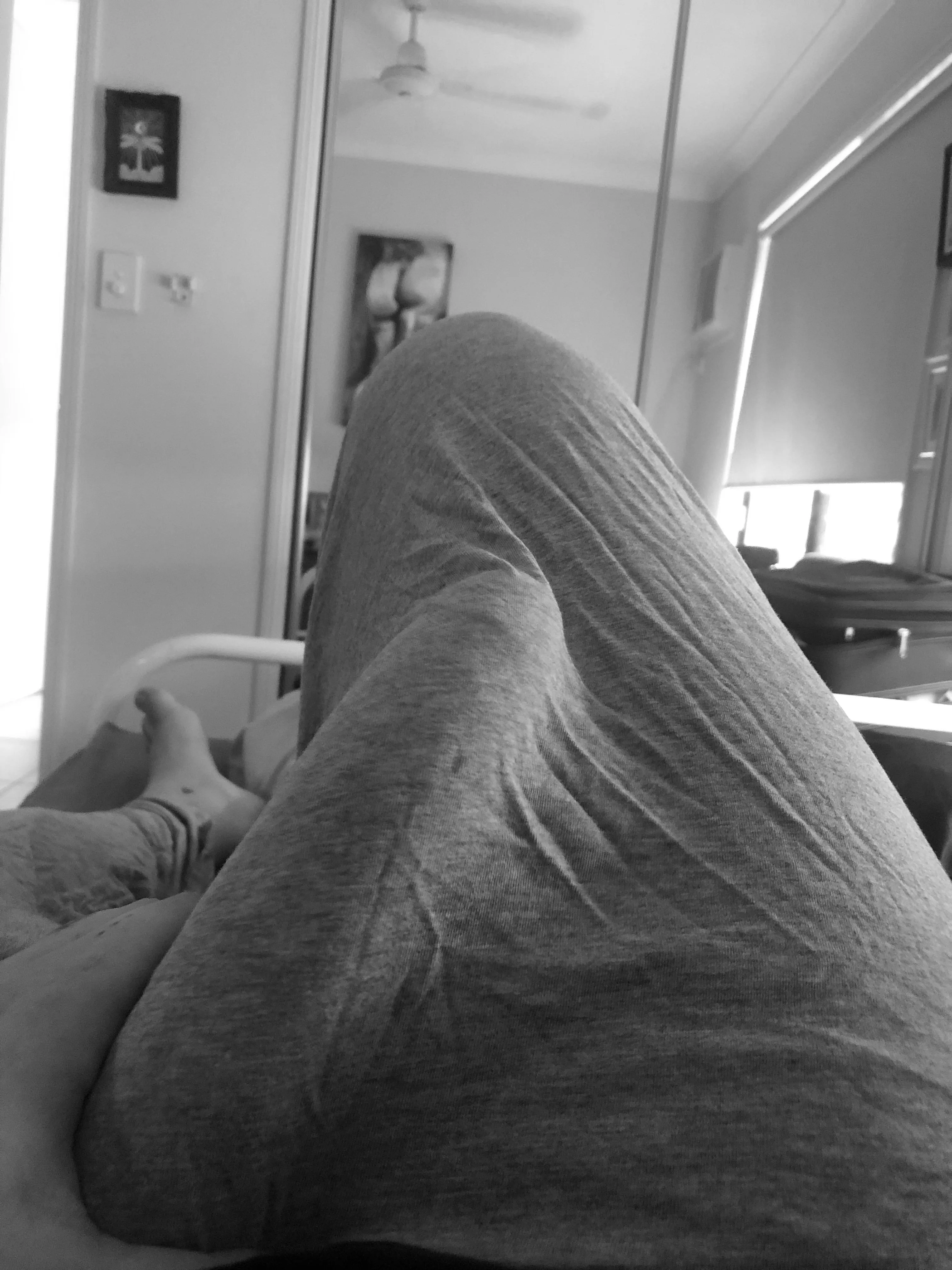 Grey pants anybody? 😏