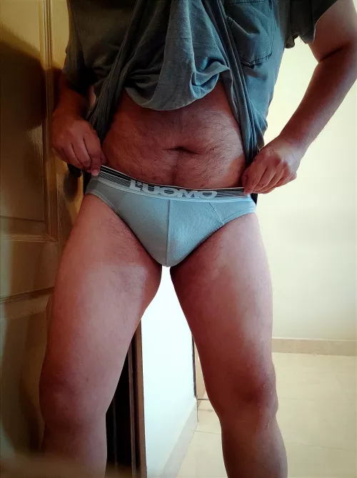 Grey's Anatomy self-declared McDadbod š
š