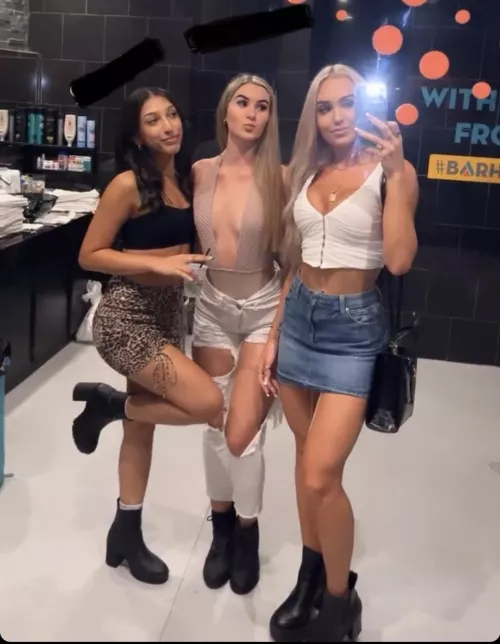 Group Selfie Group Selfie