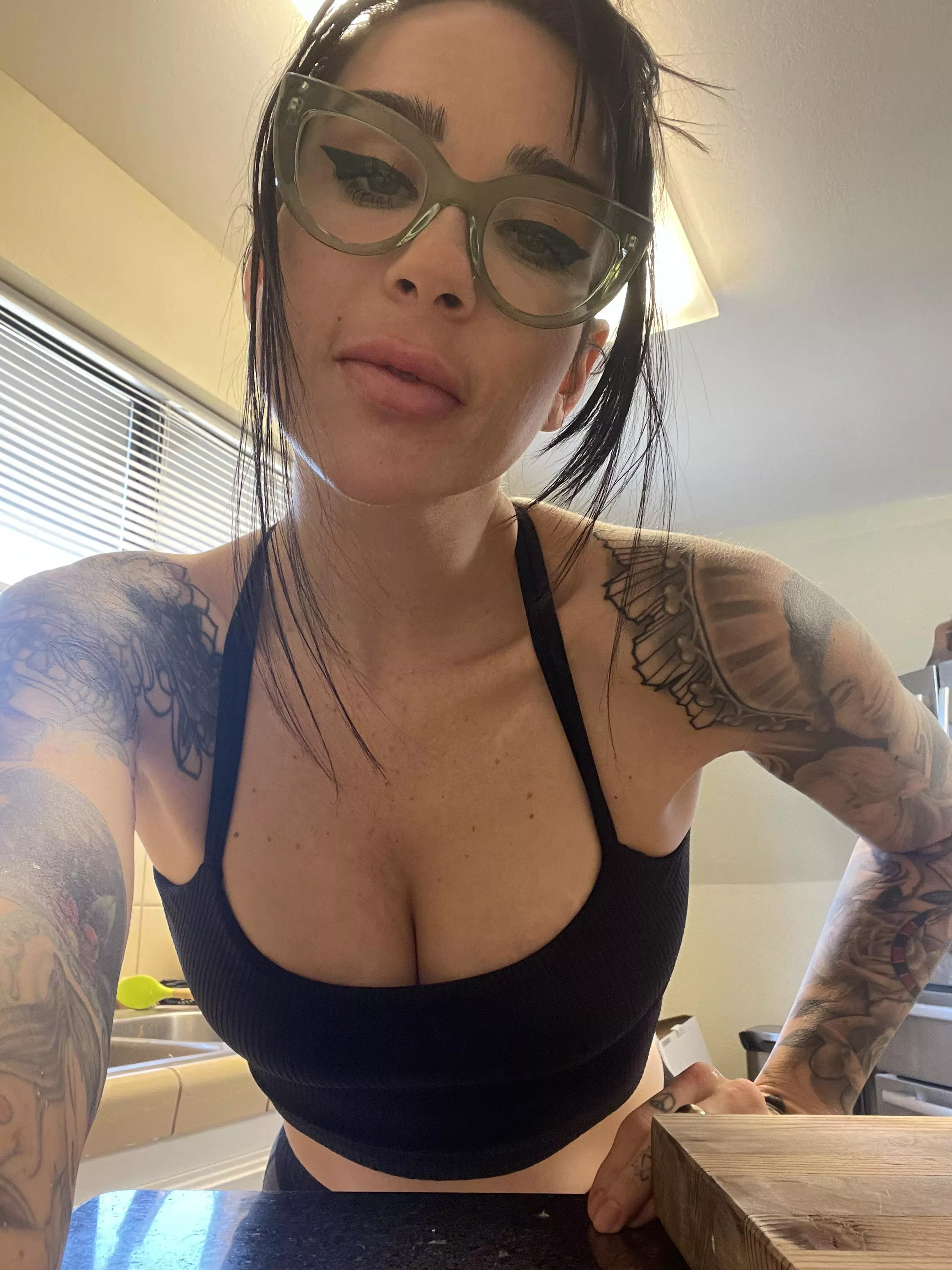 Guess what I’m cooking 😋❤️