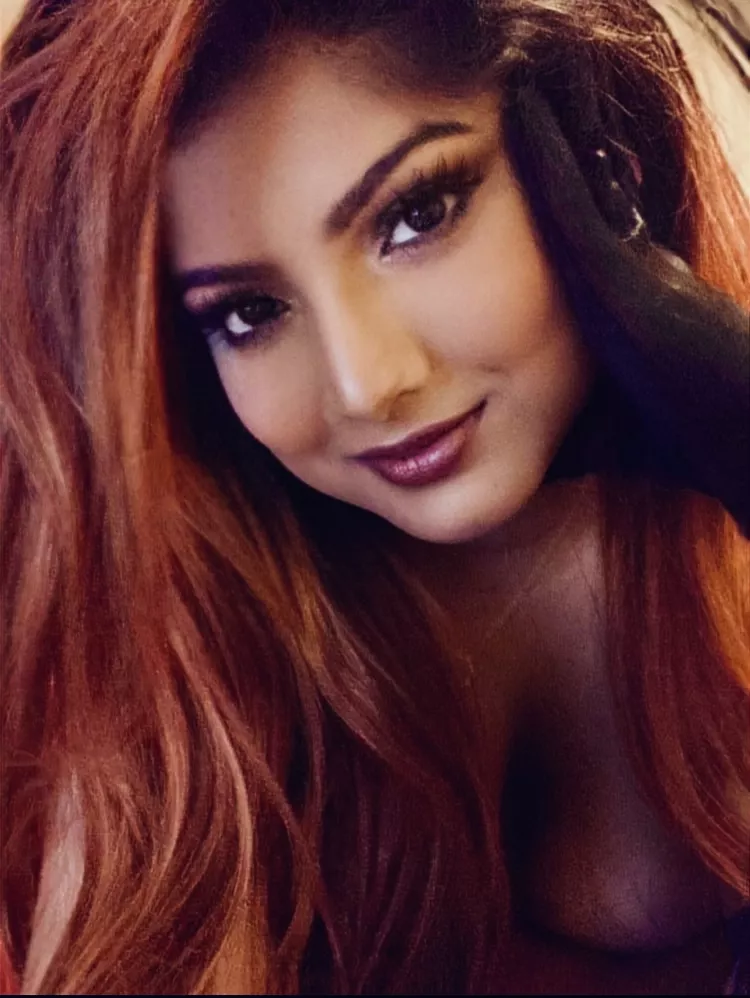 Guess what’s on my mind? 😈 Come and see for yourself, link in comments xx Guess what’s on my mind? 😈 Come and see for yourself, link in comments xx