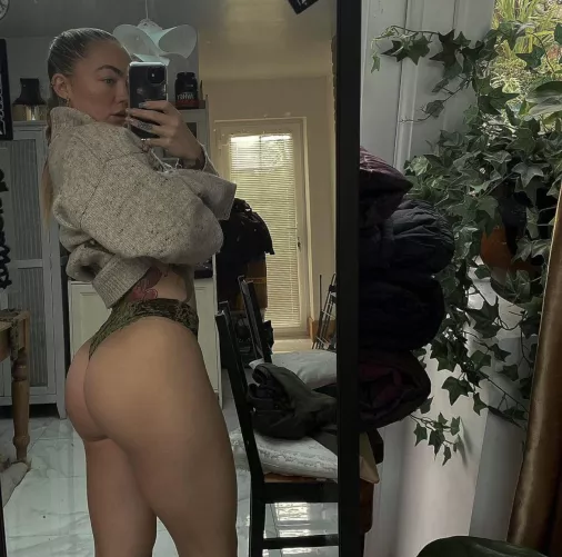 Gym booty