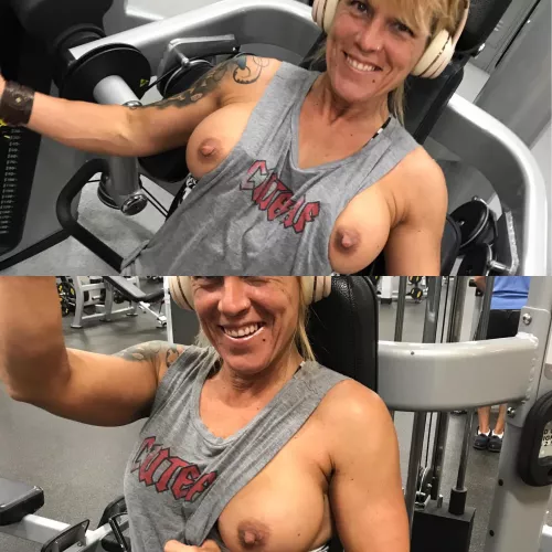 Gym flash. 53(f) making sure daddy keeps his eyes on me 😘