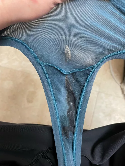 gym sweat and still wet. Stuff my panties in your mouth nowπ
