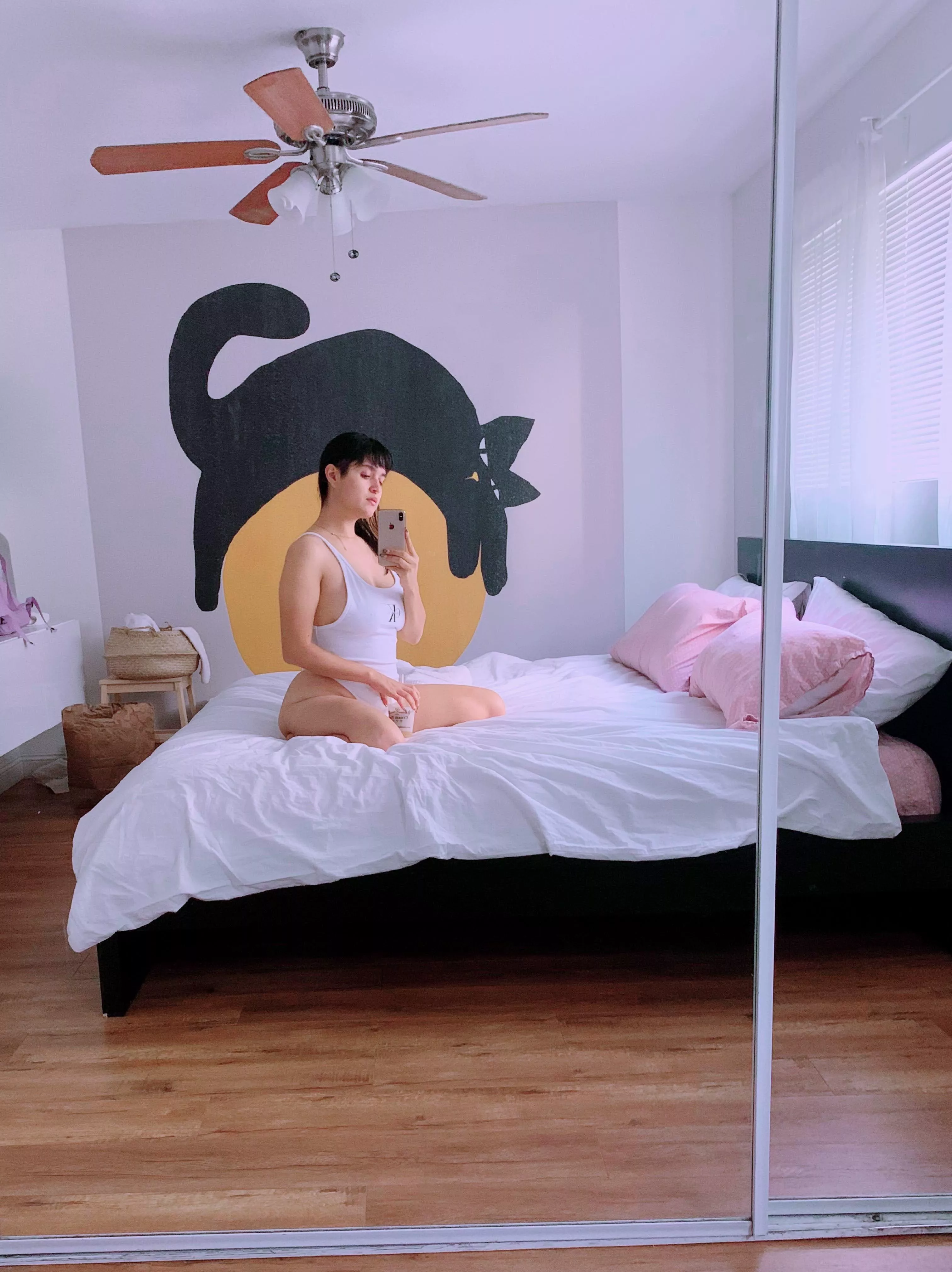 Habib what kind of nasty plans do you have for my sweet and soft body ♡＾▽＾♡