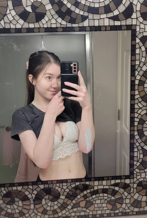 Had a long day (hence the paint on my arm haha) Can you help me relax? π Had a long day (hence the paint on my arm haha) Can you help me relax? π