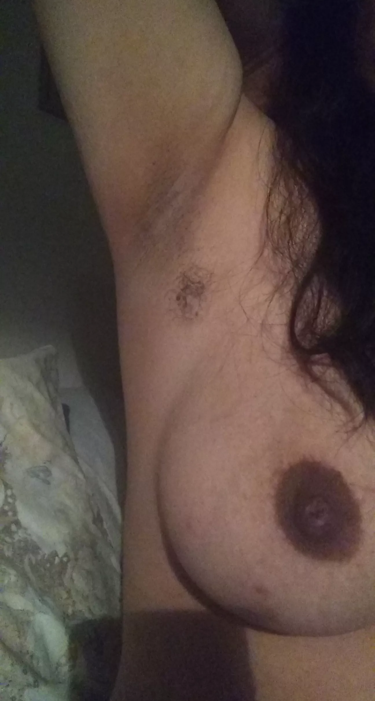 Had recently shaved after a few months for some reason or another but gonna let it grow out again (i did leave a little patch in the bottom tho ?)