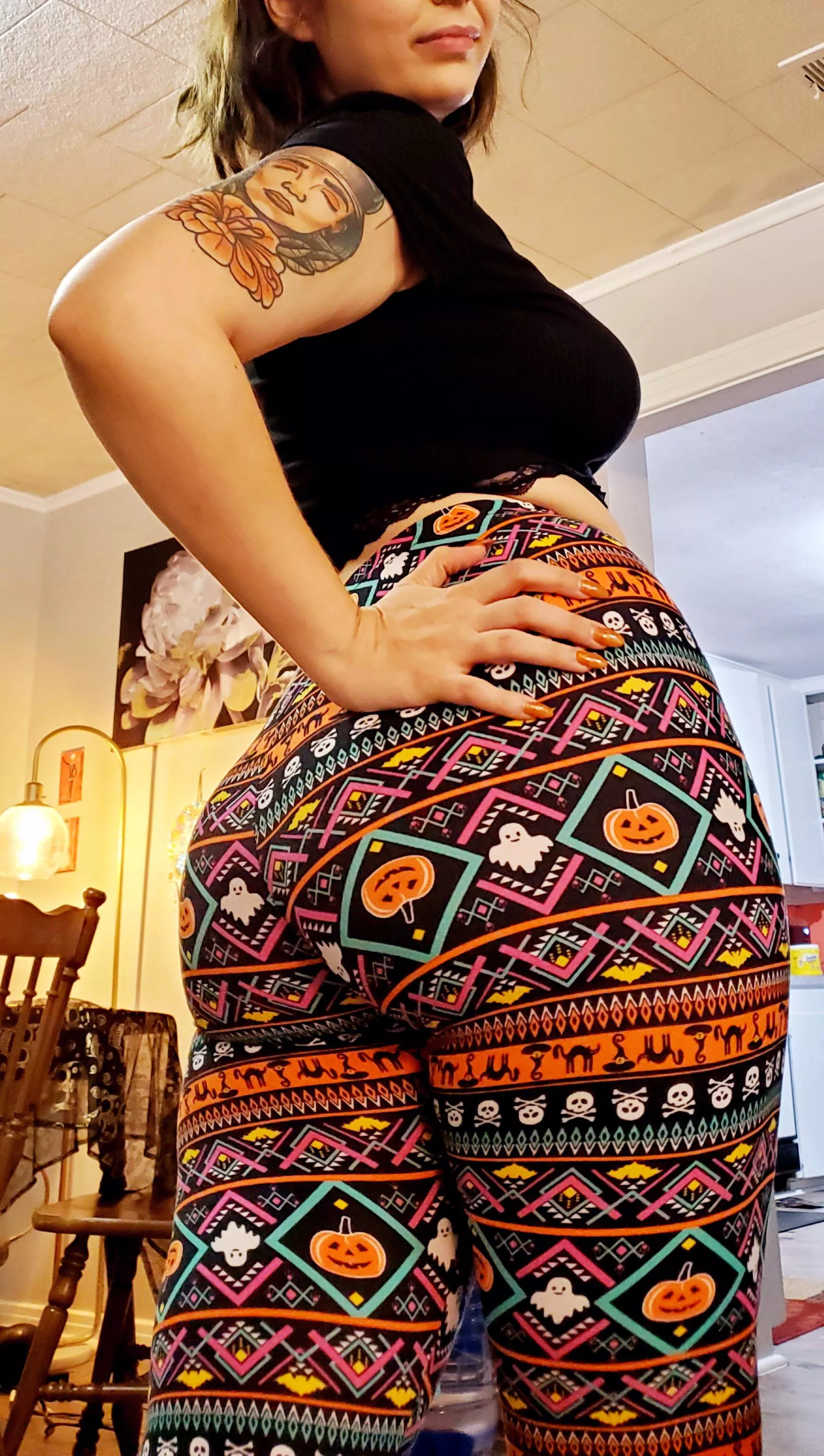 Had to get some that were festive! I ove my yoga pants. ?