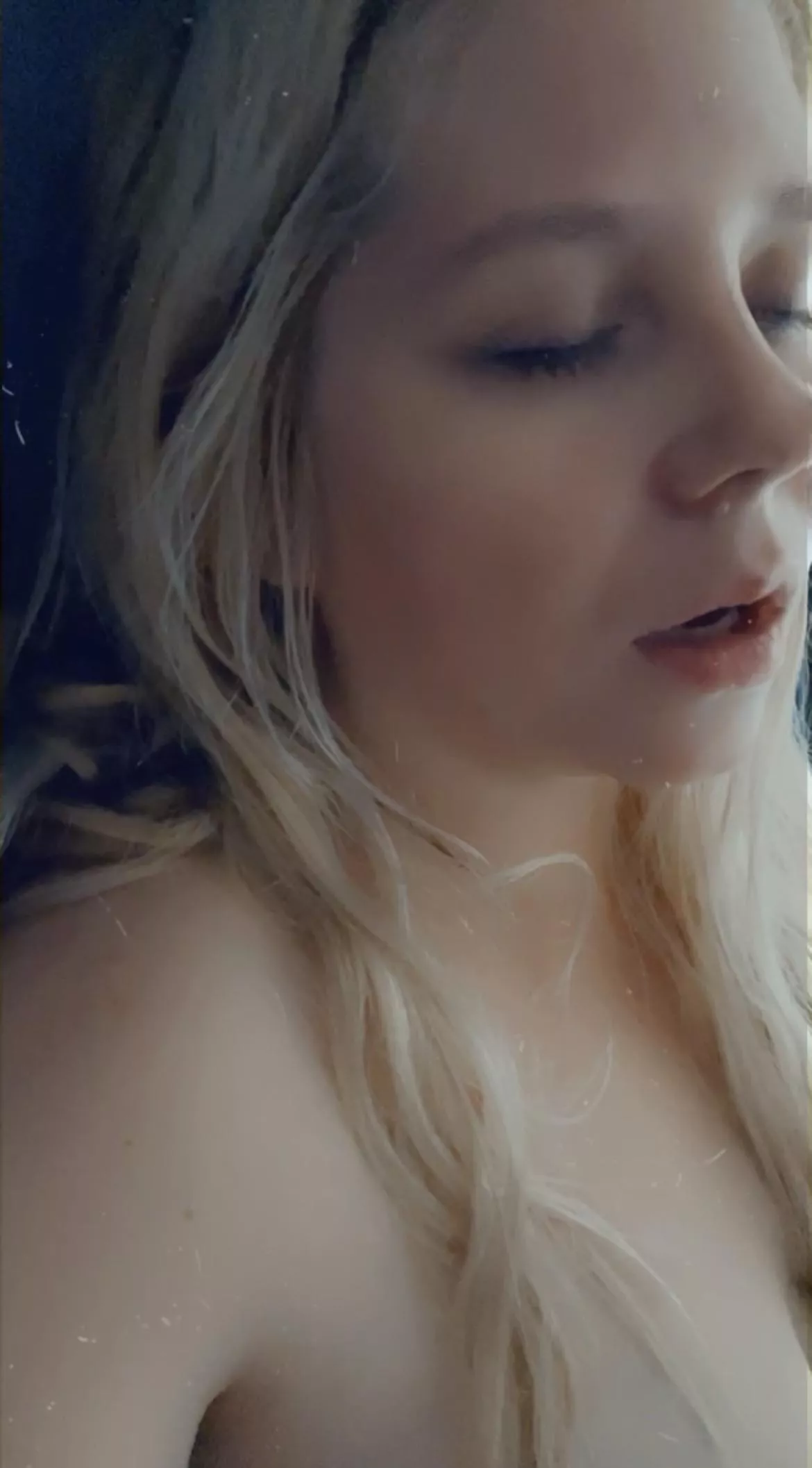 Had to have a bit of fun this morning… do you want to see what made me have this face? 🔥 👀 💦