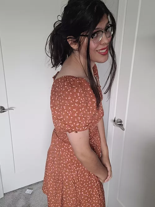 haha what if i dressed up as a girl for halloween or something that'd be really funny i think haha what if i dressed up as a girl for halloween or something that'd be really funny i think