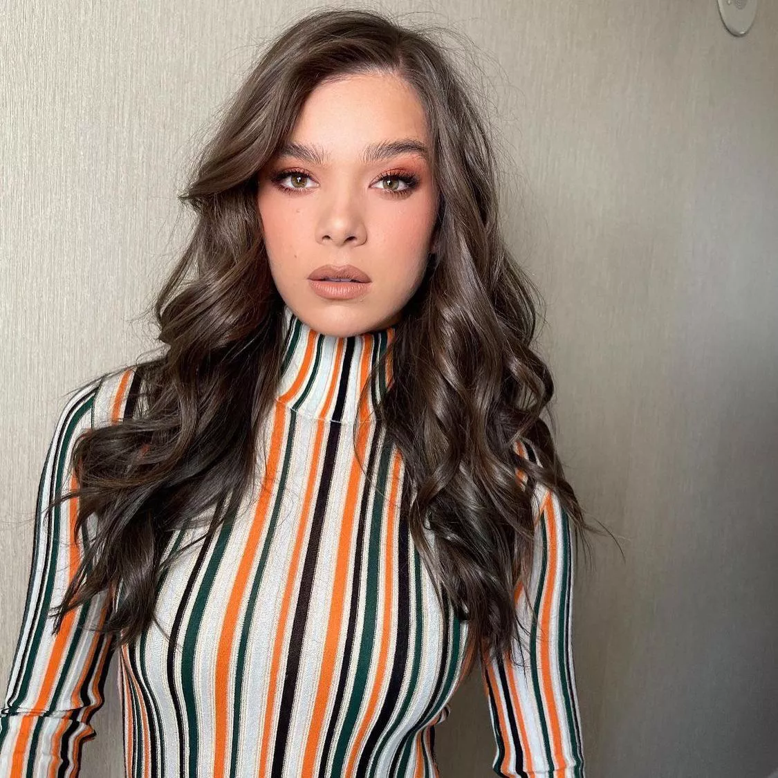 Hailee Steinfeld does not miss, ever Hailee Steinfeld does not miss, ever