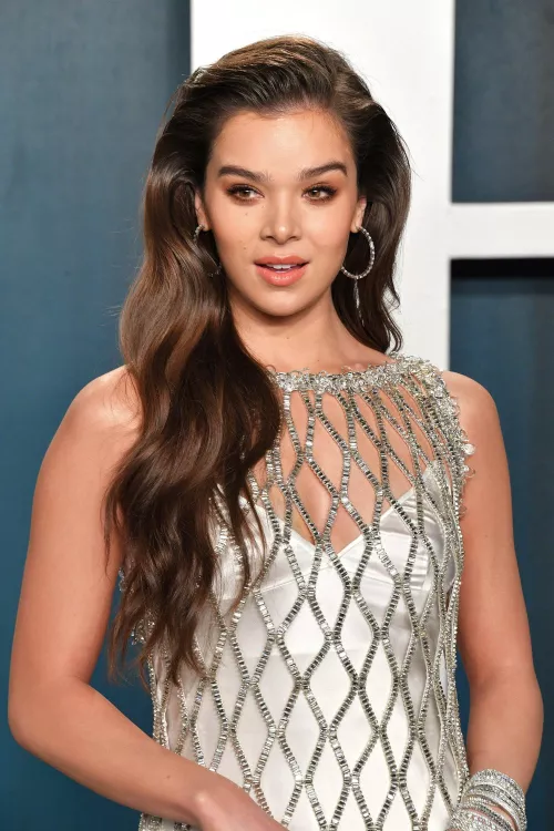 Hailee Steinfeld is ethereal