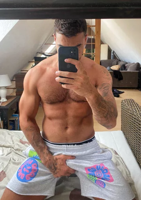 Hair is growing 😈 Hair is growing 😈