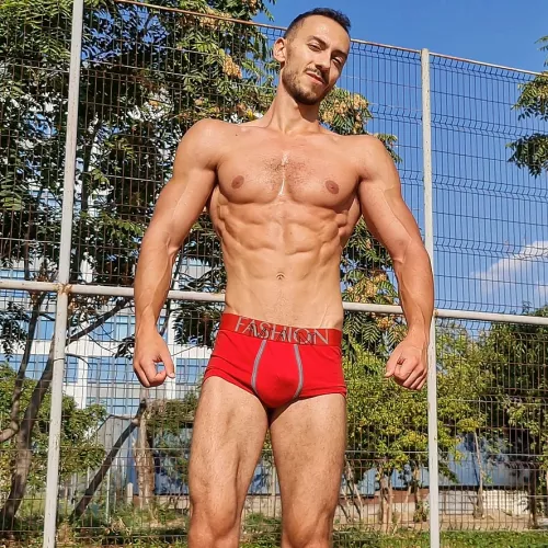 Hairy chest or Abs?
