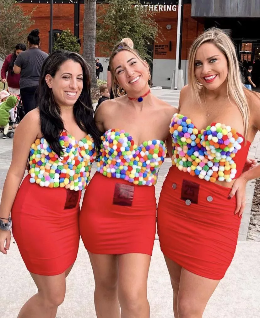 Halloween babes Halloween babes