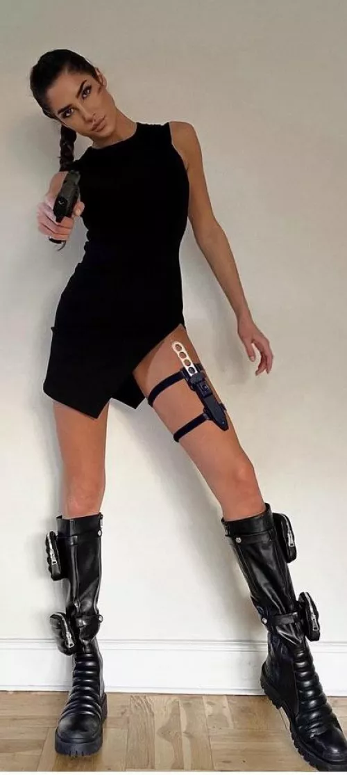 Halloween flash back 💥🔫 (F25)