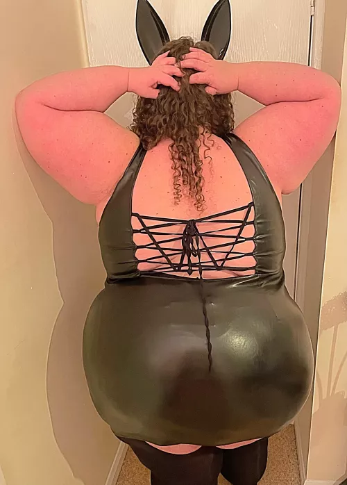 Halloween is for tight, sexy outfits right? ππ