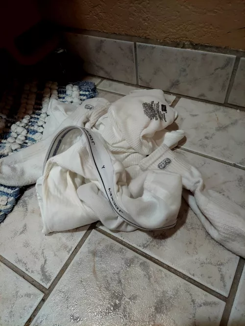 Hanes, Jockeys & Pair of Thieves. Time for ๐ป๐ฟ