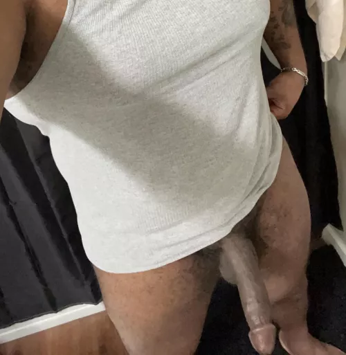 Hanging Around Before My Shower.. 🖤🖤😈😈