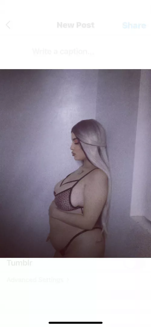 Happy birthday to me π if anyone wants to send me some money for today to get a lil breakfast my cash app $lamaschigona18