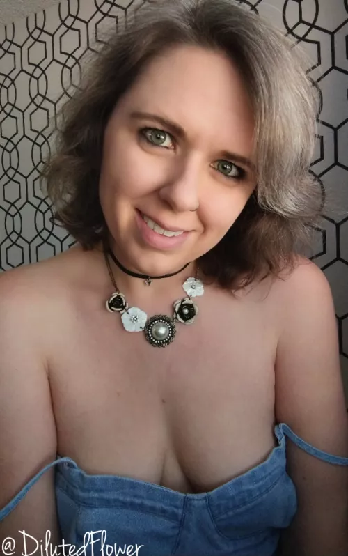 Happy evening. ❤️ [F]