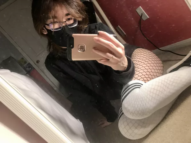 happy femboy friday ^3^ happy femboy friday ^3^