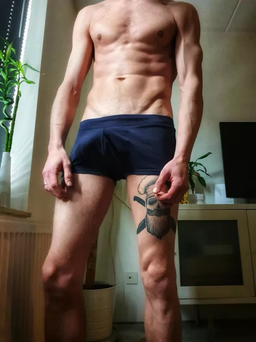 Happy friday! Happy friday!