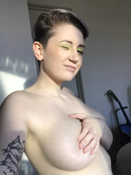 Happy Friday! Let me be a good girl for you all weekend ๐