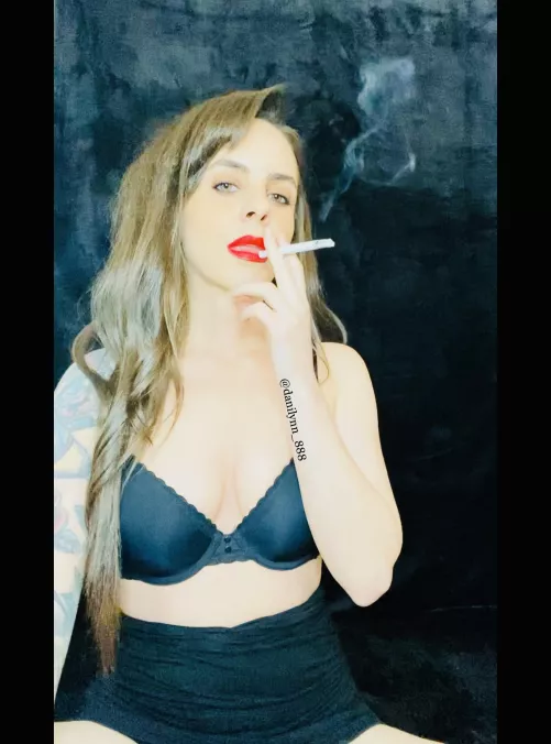 Happy Friday my loves ππ¨π¨π¨