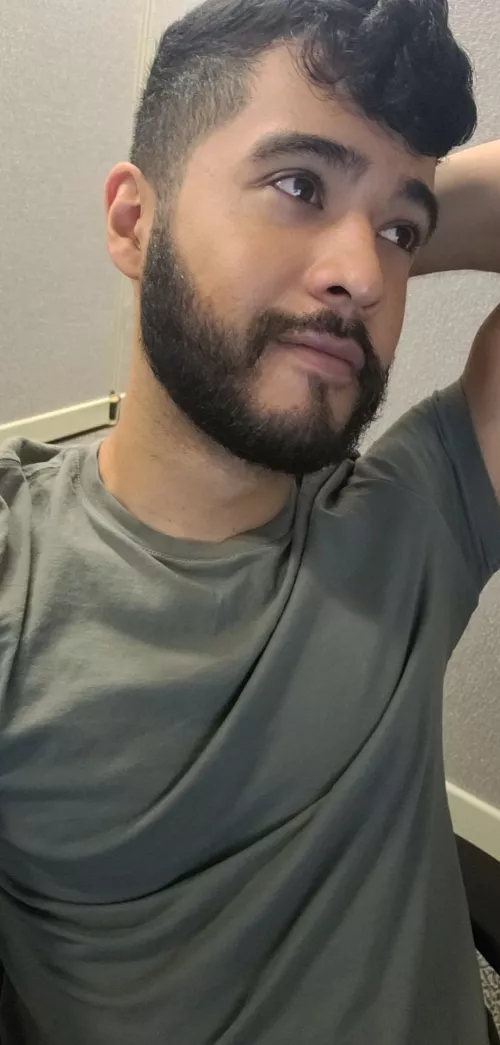 Happy Friyay! Its a no bones kinda weekend 🛌 what games are you guys binging? Happy Friyay! Its a no bones kinda weekend 🛌 what games are you guys binging?