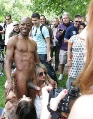 Happy girls Happy girls