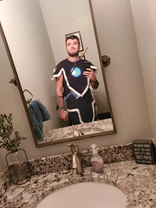 Happy Halloween! Can you guess who I am? Happy Halloween! Can you guess who I am?