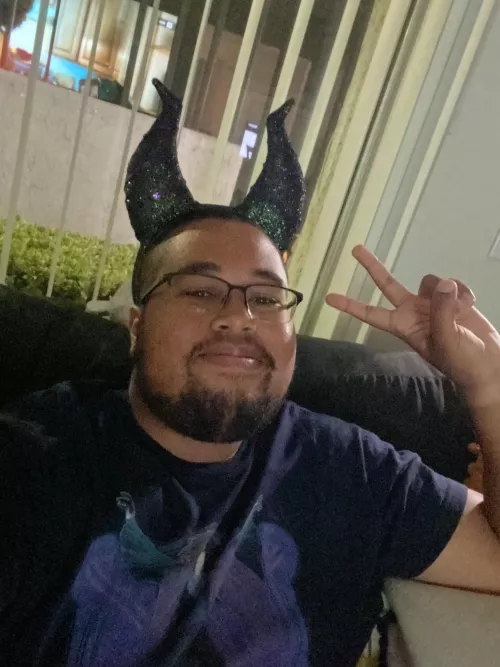 Happy Halloween fellow gays from the Mister of All Evil!