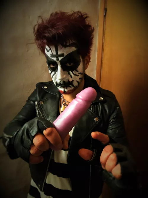 Happy Halloween Little Sissy, if you are ready to be slave to a true King Alpha, just say; YES MY LORD!