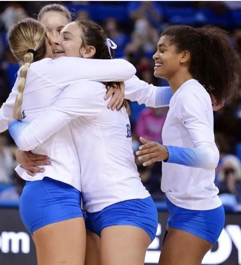 Happy hugs Happy hugs