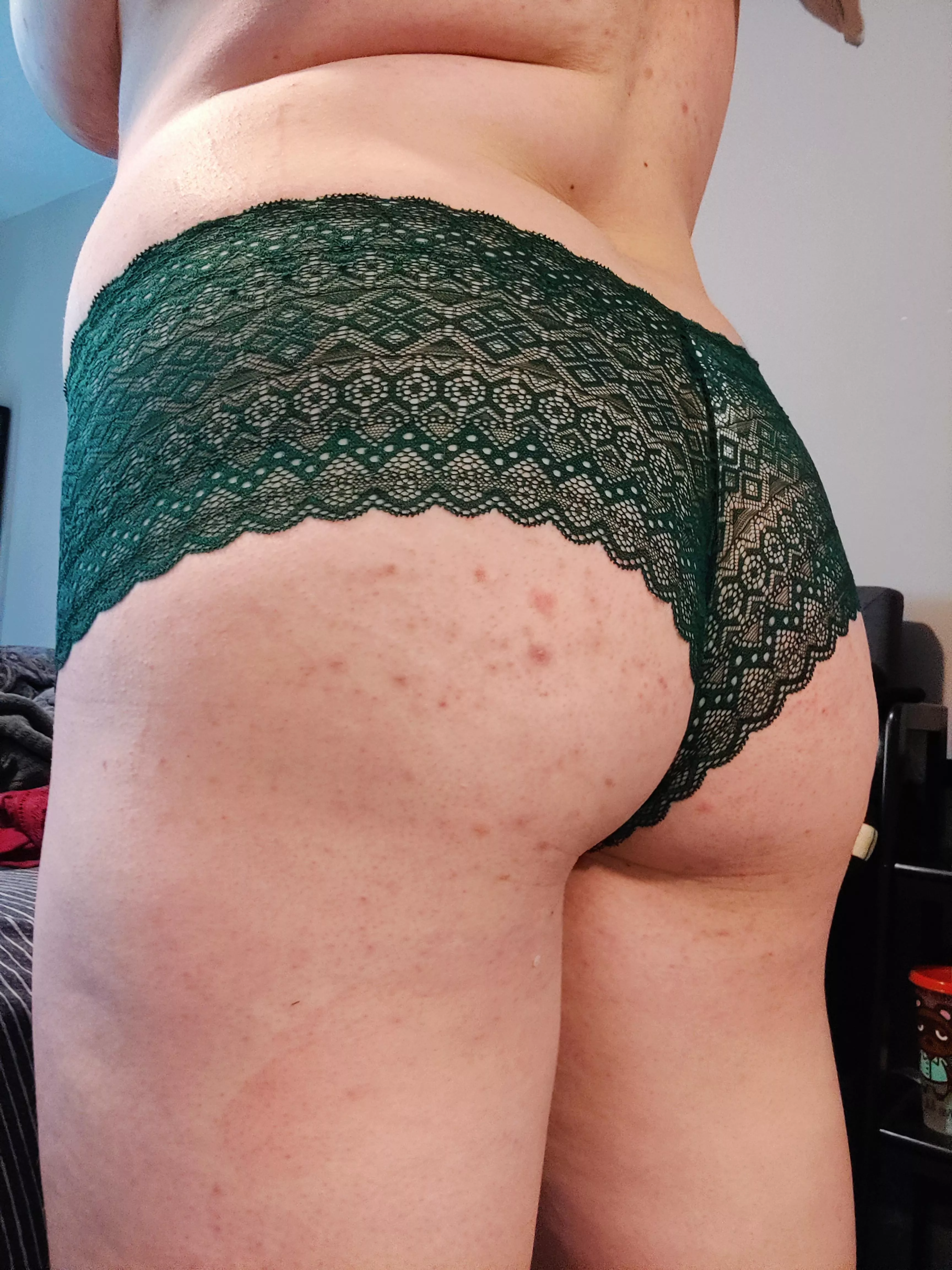 Happy Hump Day! ? [F]