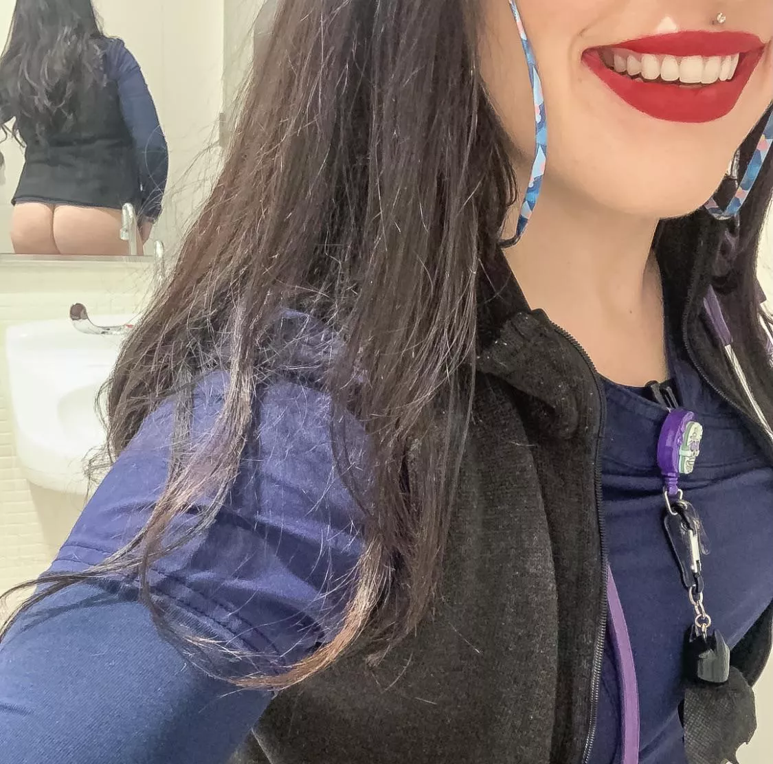 Happy hump day from your friendly neighborhood brat! (off the clock, of course ?)