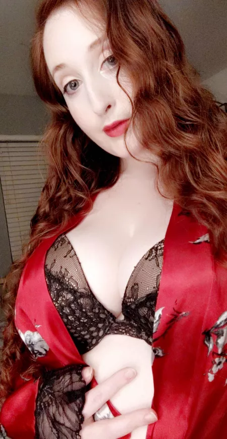 Happy Monday π First post here (24F)