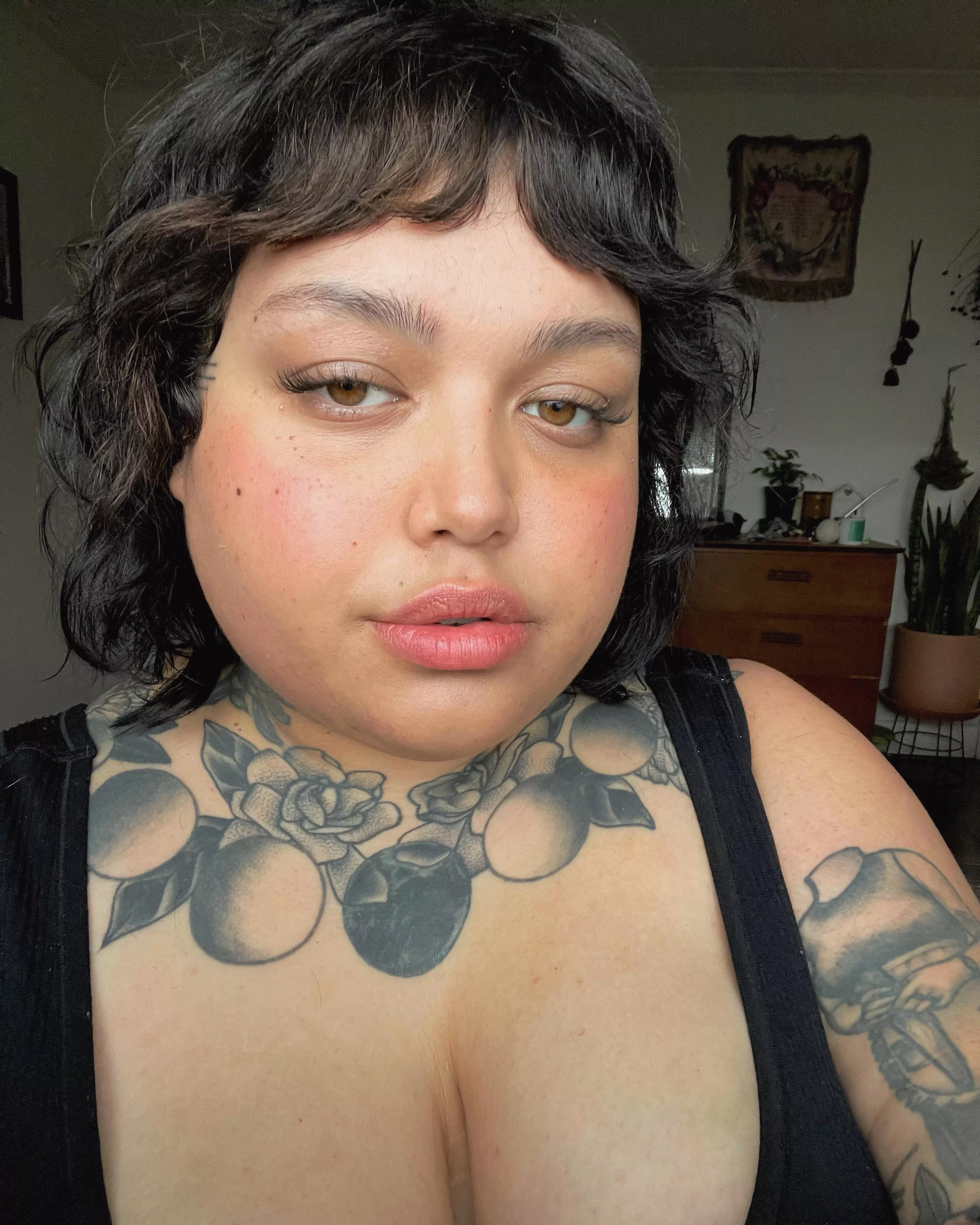 happy monday y’all, just got dumped 😇