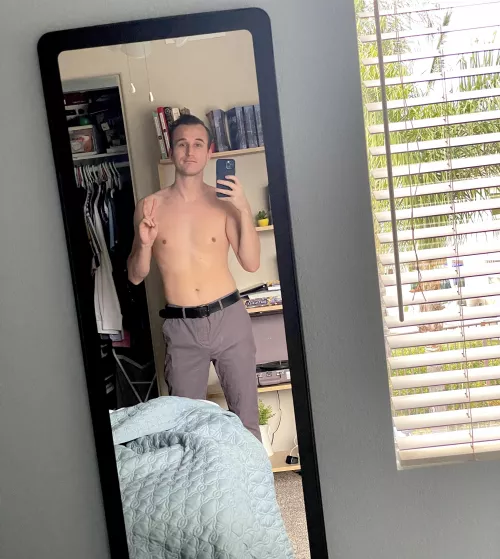 Happy New Year! (Aka finally brave enough to post a shirtless selfie on here lol) Happy New Year! (Aka finally brave enough to post a shirtless selfie on here lol)