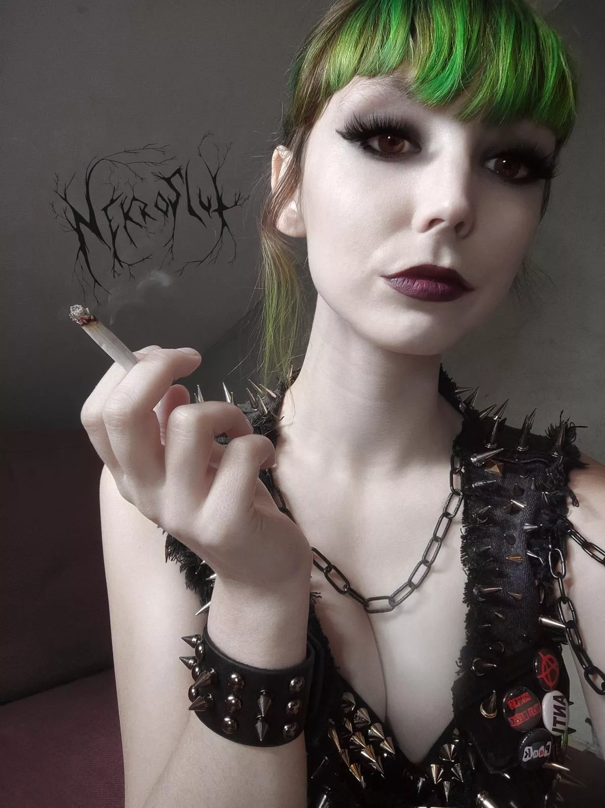 happy new year even though I'm a bit late 💚 happy new year even though I'm a bit late 💚