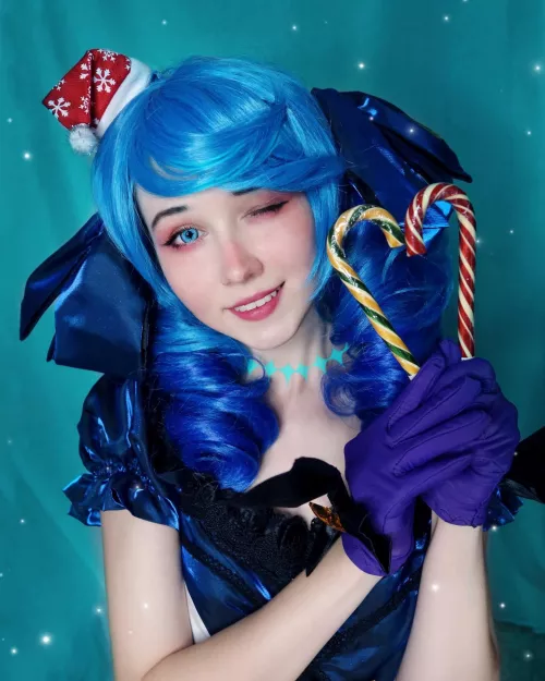 Happy New Year! Gwen from League of Legends cosplay by Kawaii Fox