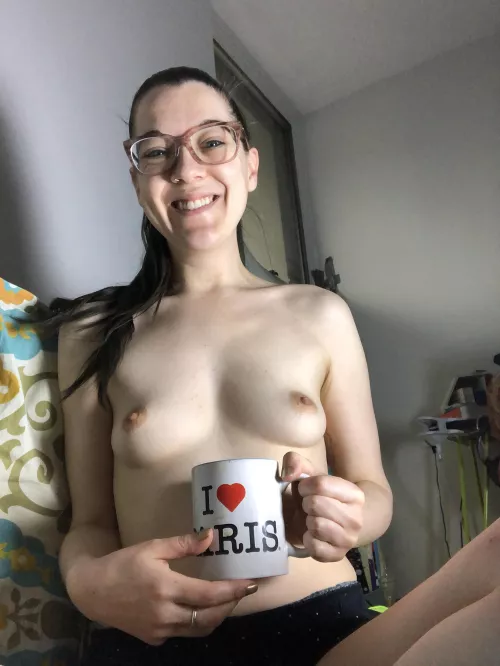 Happy New Year! I really, *really* need this coffee…until about 2pm yesterday I thought today was NYE 🤦🏻‍♀️