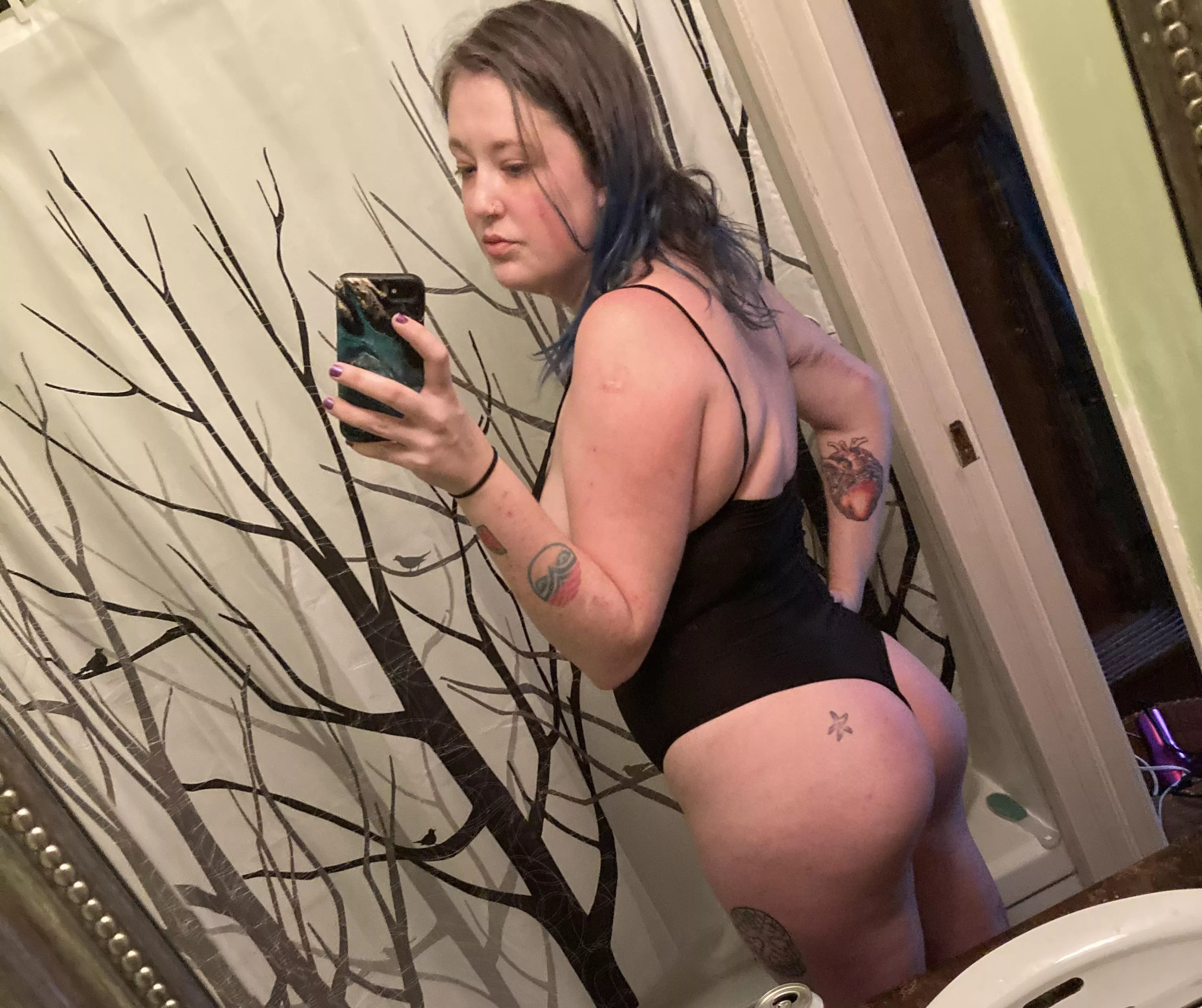 Happy new year!! My resolution is to keep being amazing. What’s yours?