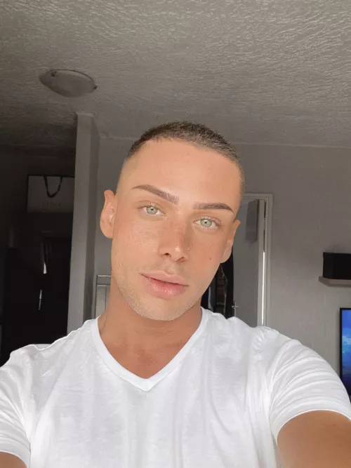 Happy New Year 🎈 New year, new opportunities