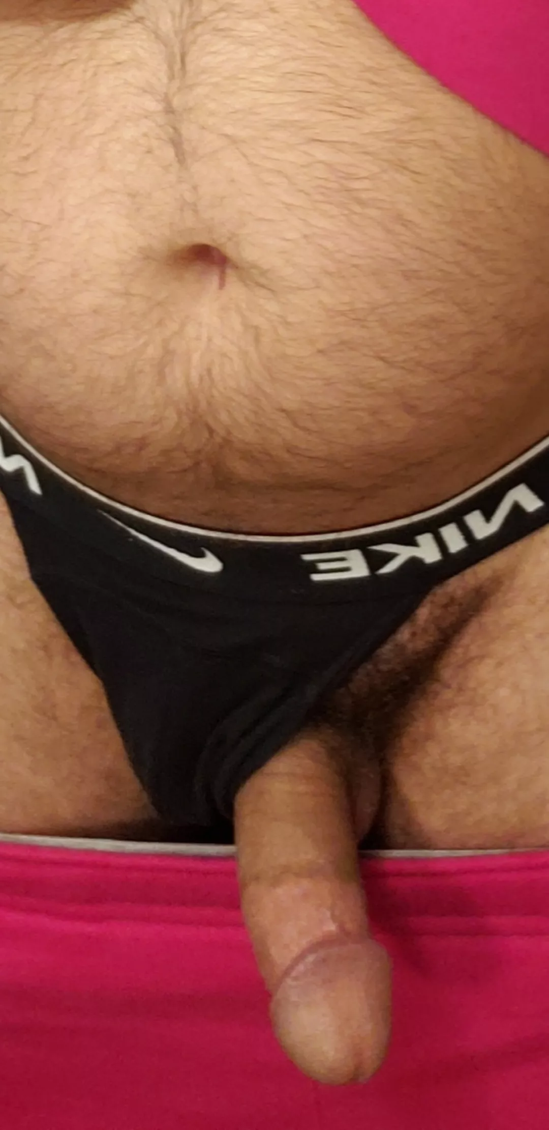 Happy New Year Reddit Jocks, who needs a fitness bro for 2022? 😏