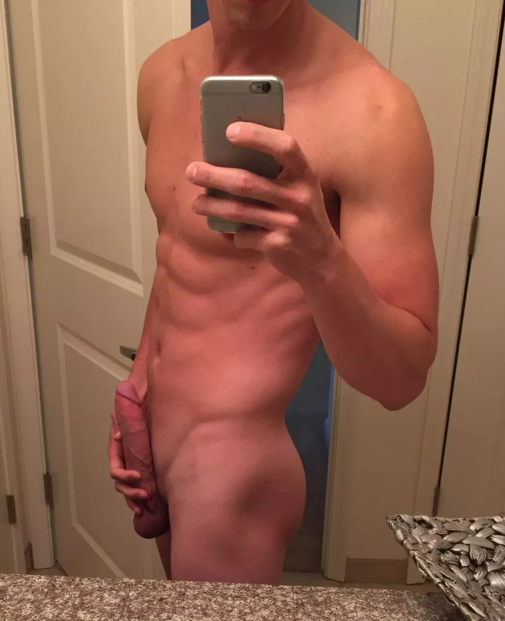 happy new years 😈 (m) happy new years 😈 (m)